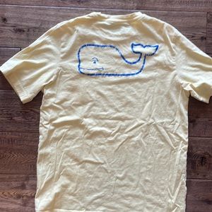 Boys large vineyard vines tee